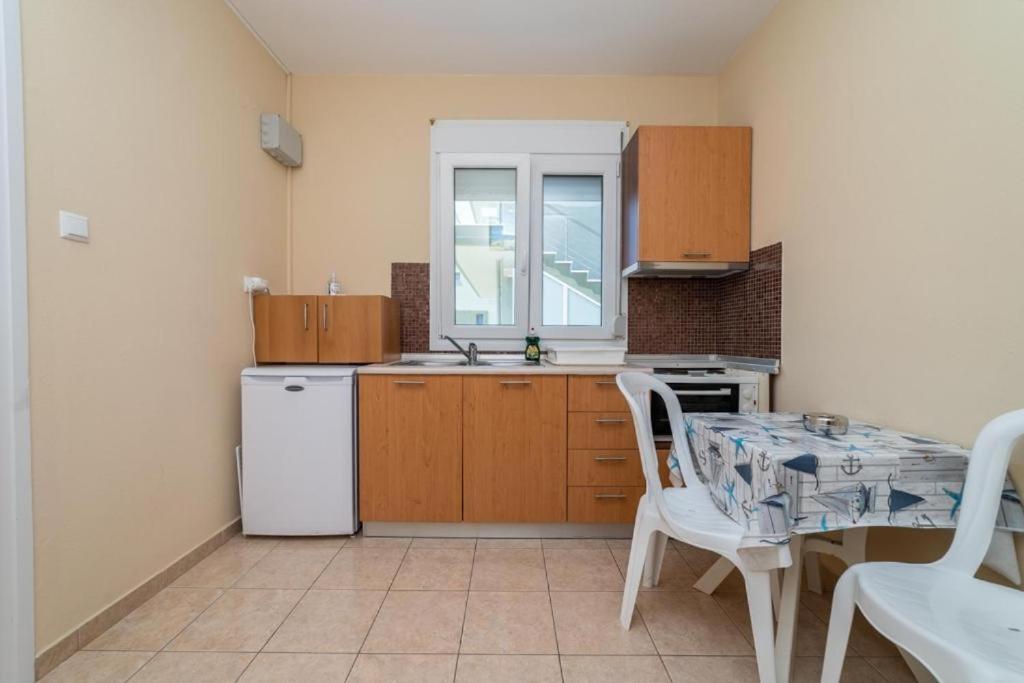 Side By Side Apartment Nea Iraklitsa Ngoại thất bức ảnh